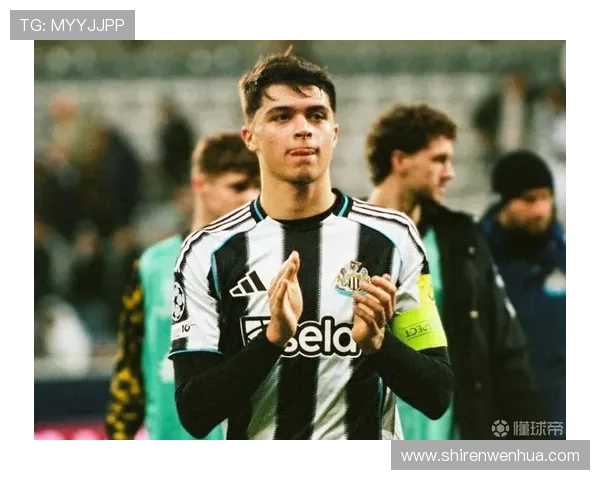 刘易斯米利意外接过队长袖标时