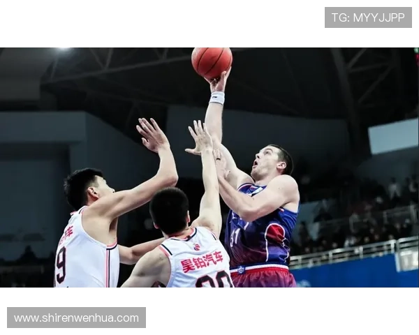 张庆鹏谈豪斯回归国体球队士气高涨